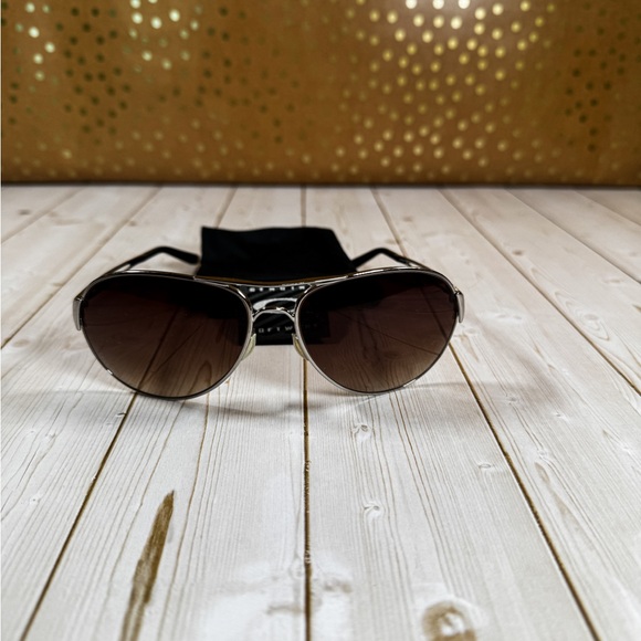 😎 Oakley Aviator Sunglasses OO4054-08 – Chrome Frame / Brown Gradient Lenses - Picture 1 of 11